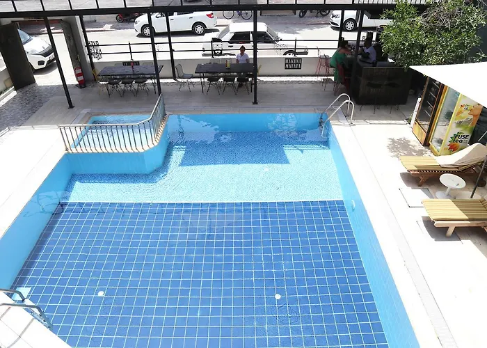 Derin Luxury Κεμέρ