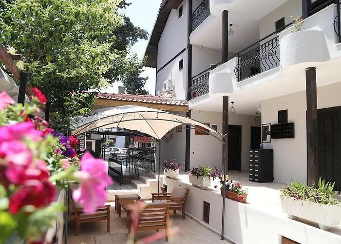 Ξενοδοχείο Derin Luxury