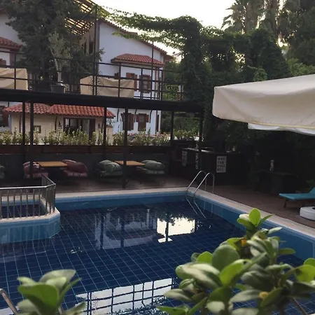 Derin Luxury Kemer