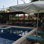 Hotel Derin Luxury