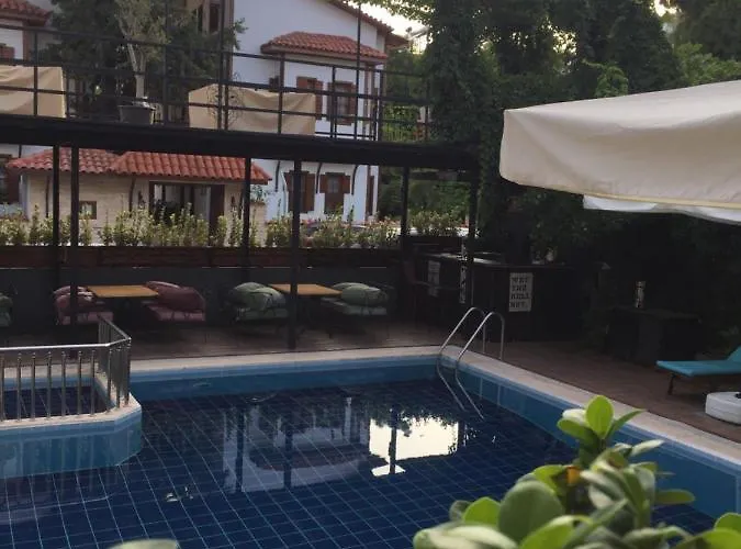 Derin Luxury Kemer